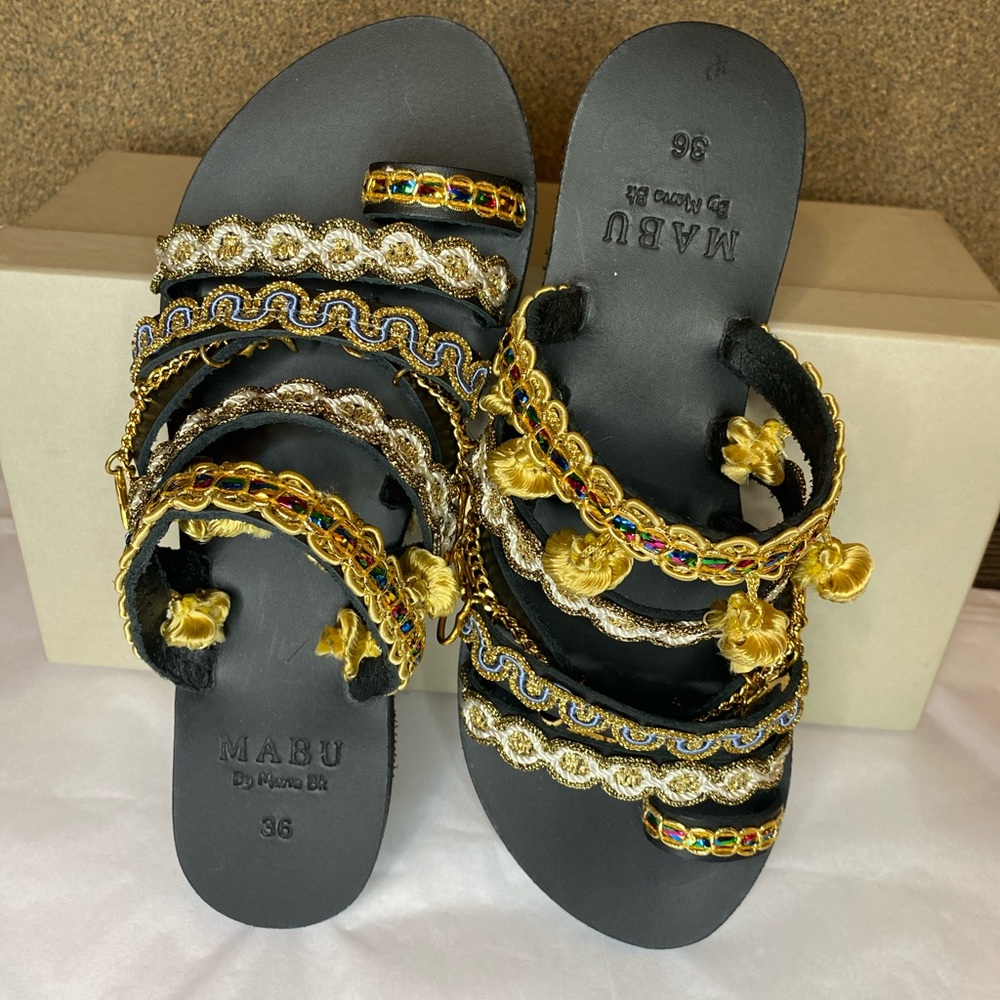 NIB-MABU sandal